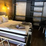Boutique Entry E 公寓式酒店 4*