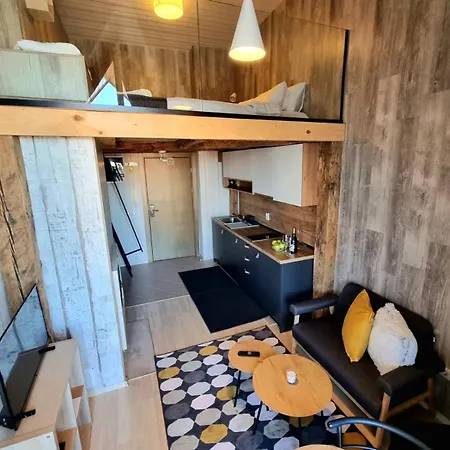 Ξενοδοχείο με διαμερίσματα Boutique Entry E 4*
