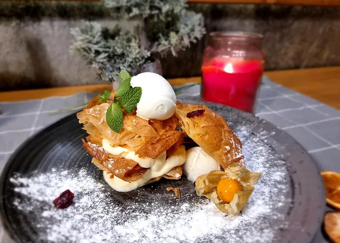 Boutique Entry E 4* בנסקו