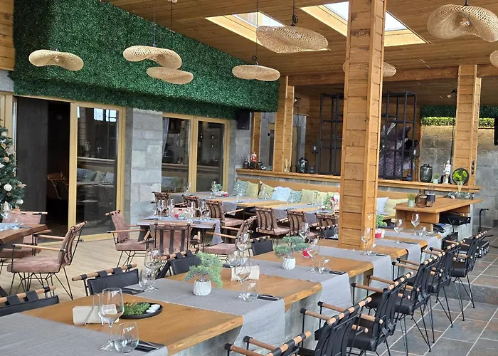 מלון דירות Boutique Entry E 4*