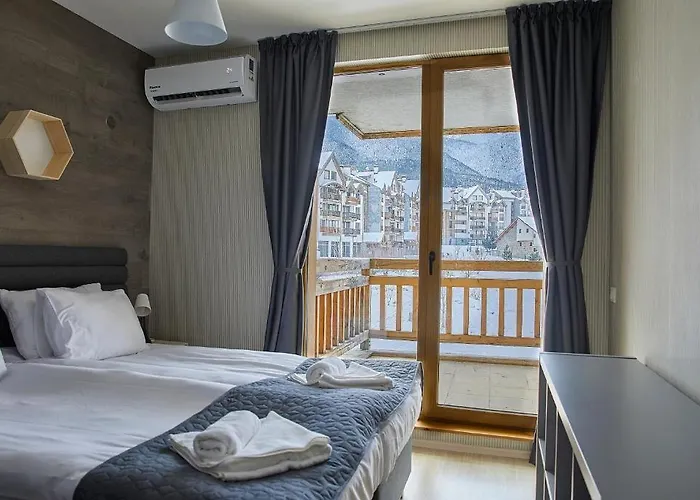 Boutique Entry E 4* בנסקו