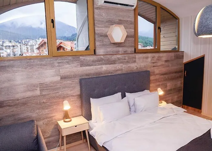 Boutique Entry E מלון דירות בנסקו